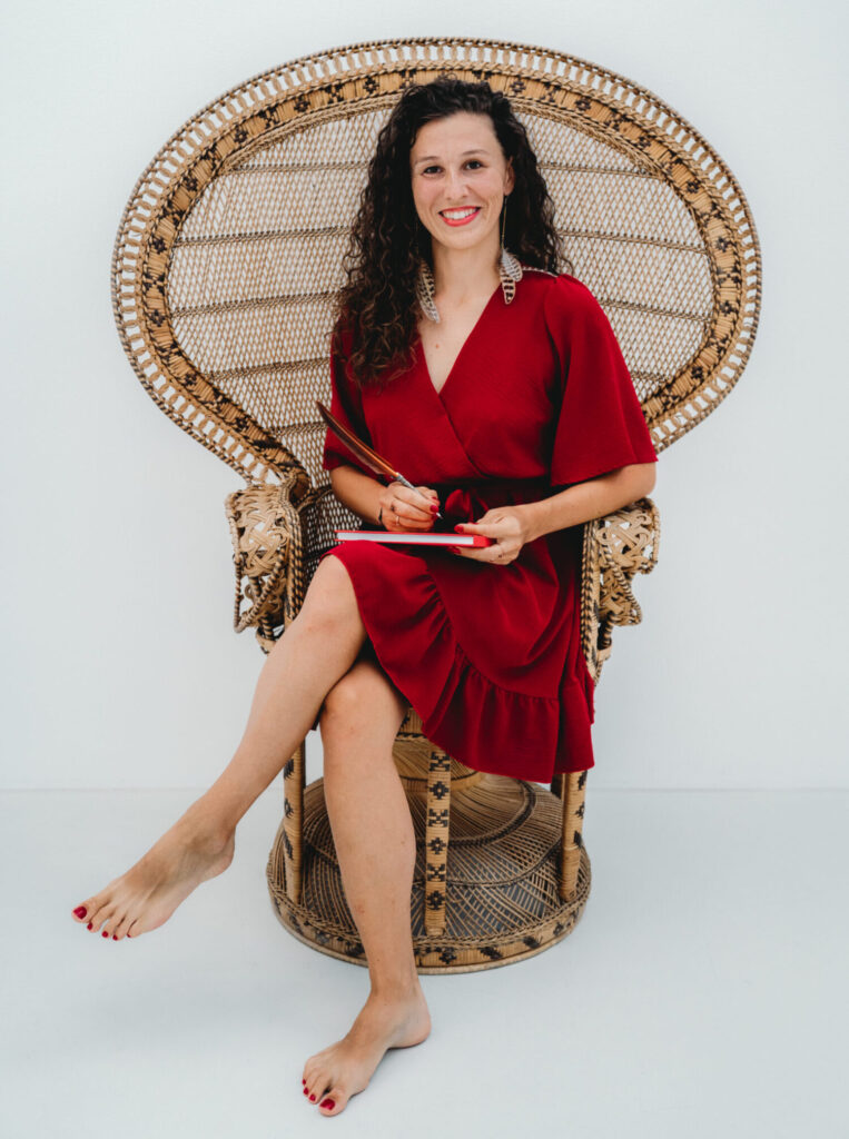 Veronika Bekrová portrét, básnířka, koučka, Bachova terapie, Průvodkyně po cestách života